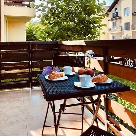 Apartament Comfort Primaverii Rîşnov Екстериор снимка