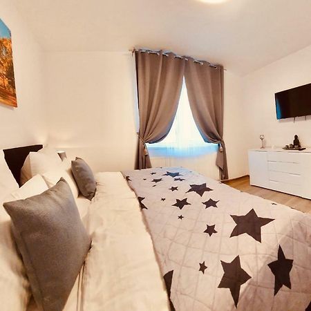Apartament Comfort Primaverii Rîşnov Екстериор снимка