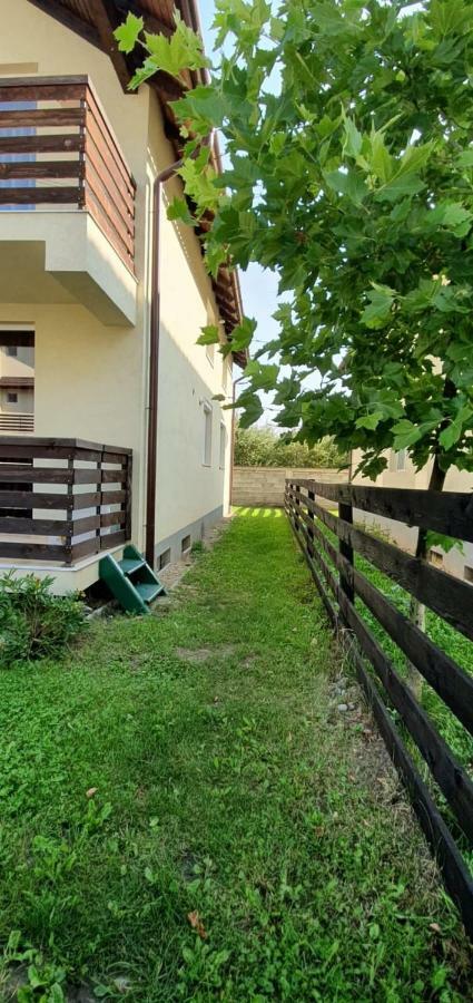 Apartament Comfort Primaverii Rîşnov Екстериор снимка